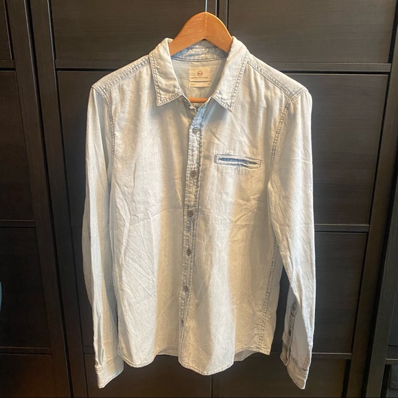 AG adriano goldschmied light denim button up shirt - Picture 2 of 8